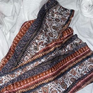 Bell bottom leggings